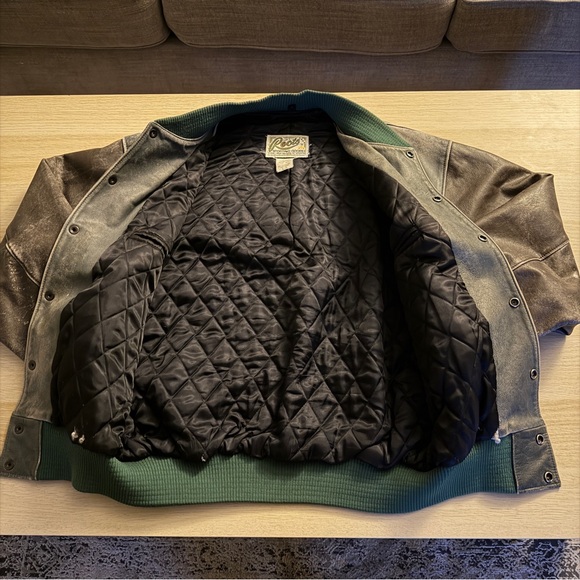 90s Roots Canada Leather Patina Varsity Distressed Size Large - Picture 7 of 7